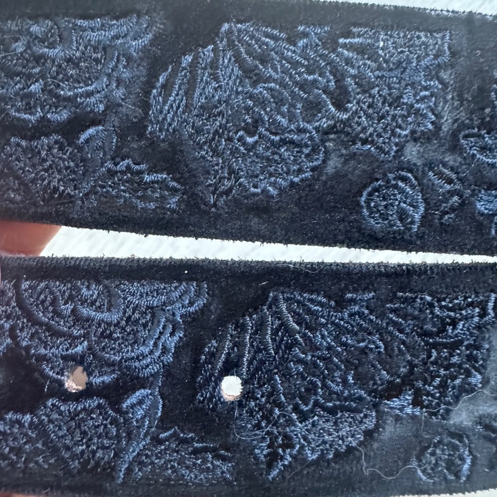 Lucky Brand black and blue embroidered belt - Picture 2 of 3